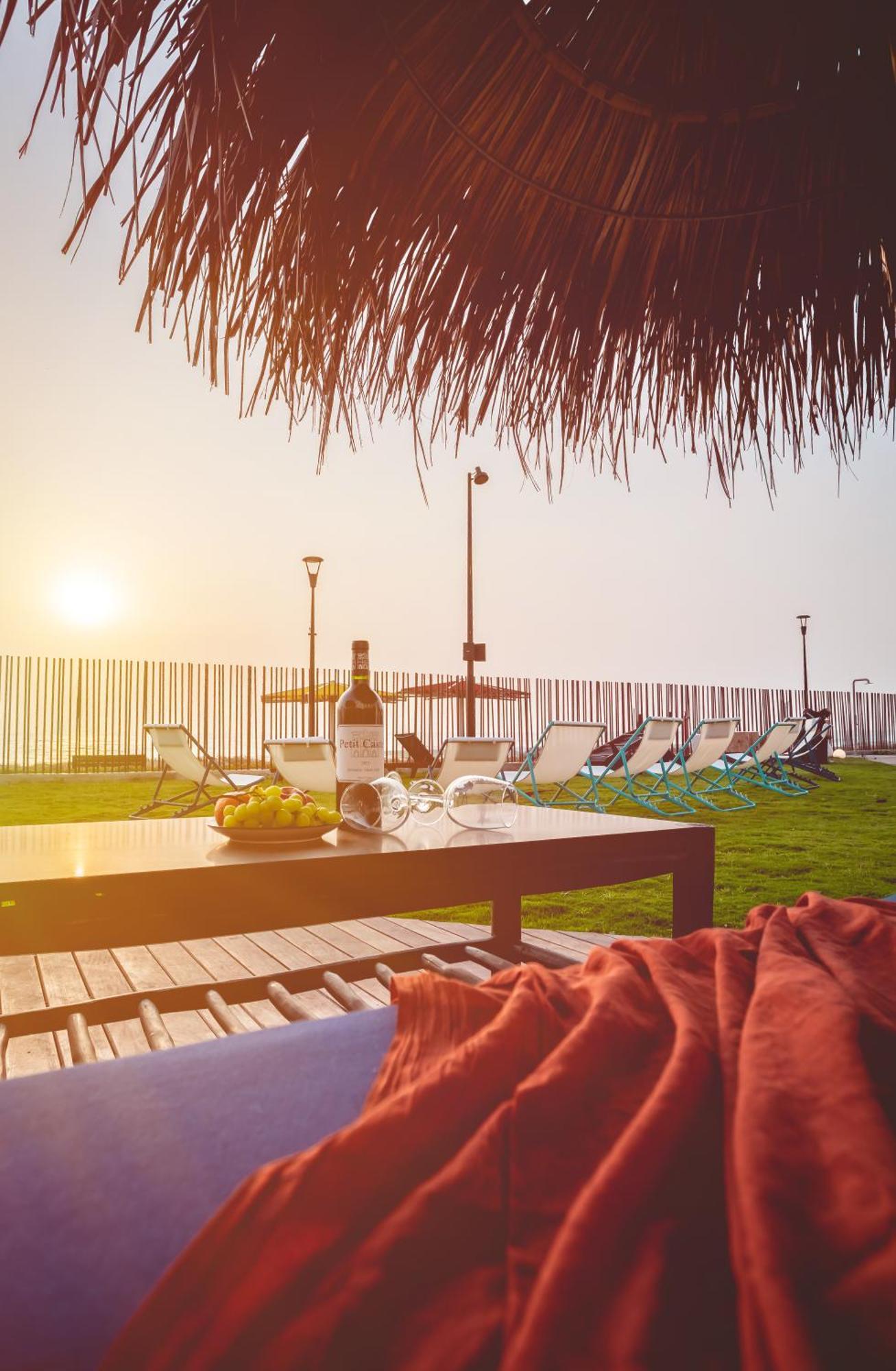 Jacob Sea Life Nahariya Hotell Exteriör bild