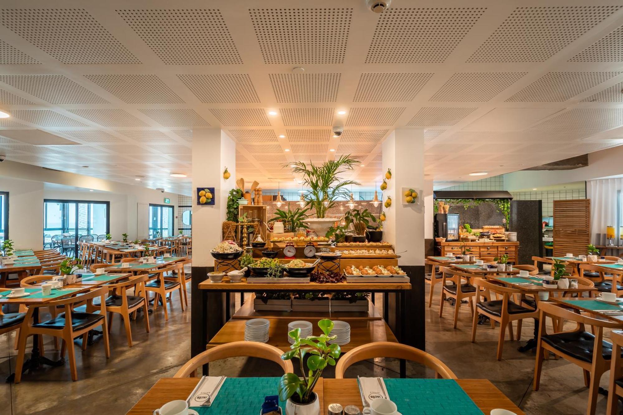Jacob Sea Life Nahariya Hotell Exteriör bild