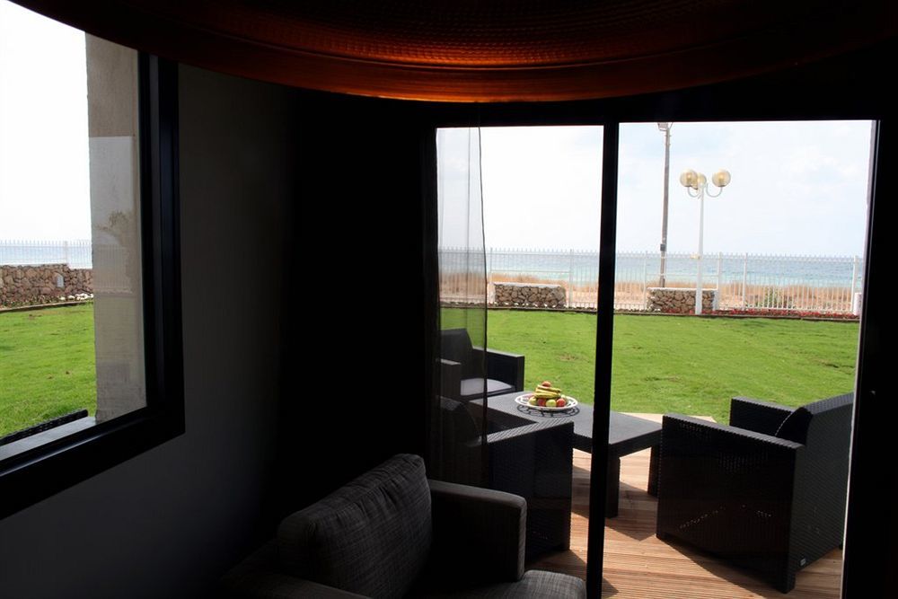 Jacob Sea Life Nahariya Hotell Exteriör bild