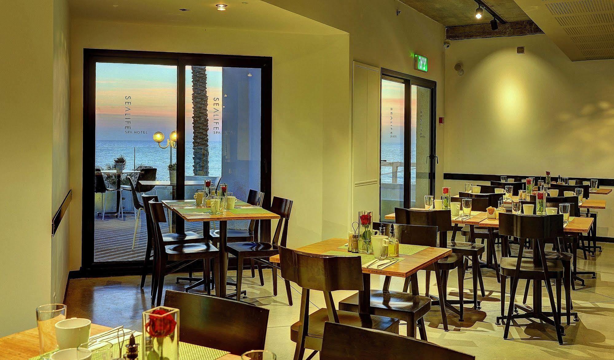 Jacob Sea Life Nahariya Hotell Exteriör bild